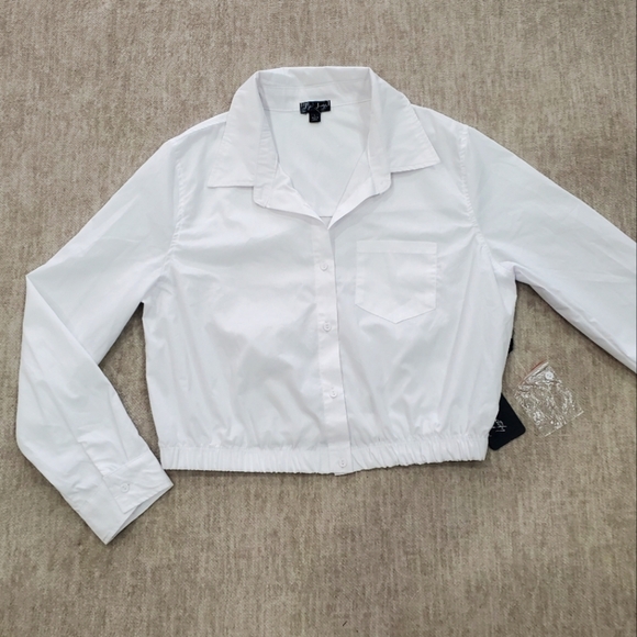White Cropped Button-Up Shirt - Picture 1 of 6